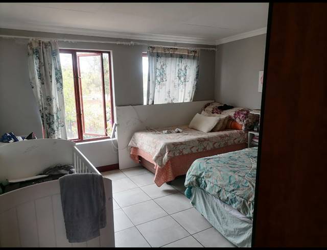 3 BEDROOM DUPLEX FOR SALE IN ANNADALE